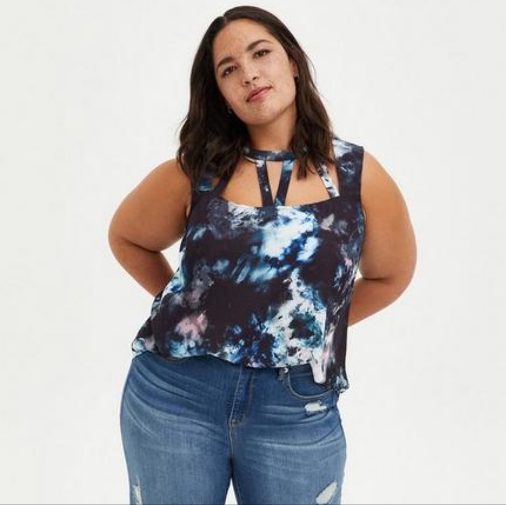 SALE NWT Torrid Tie-dye Georgette Cage Front Tank 00